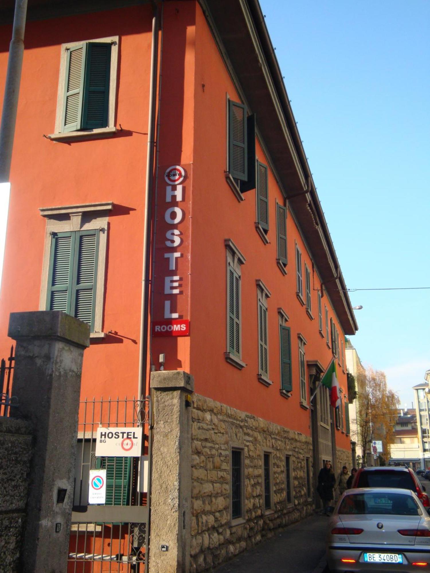 Central Hostel Bg Bergamo Kültér fotó