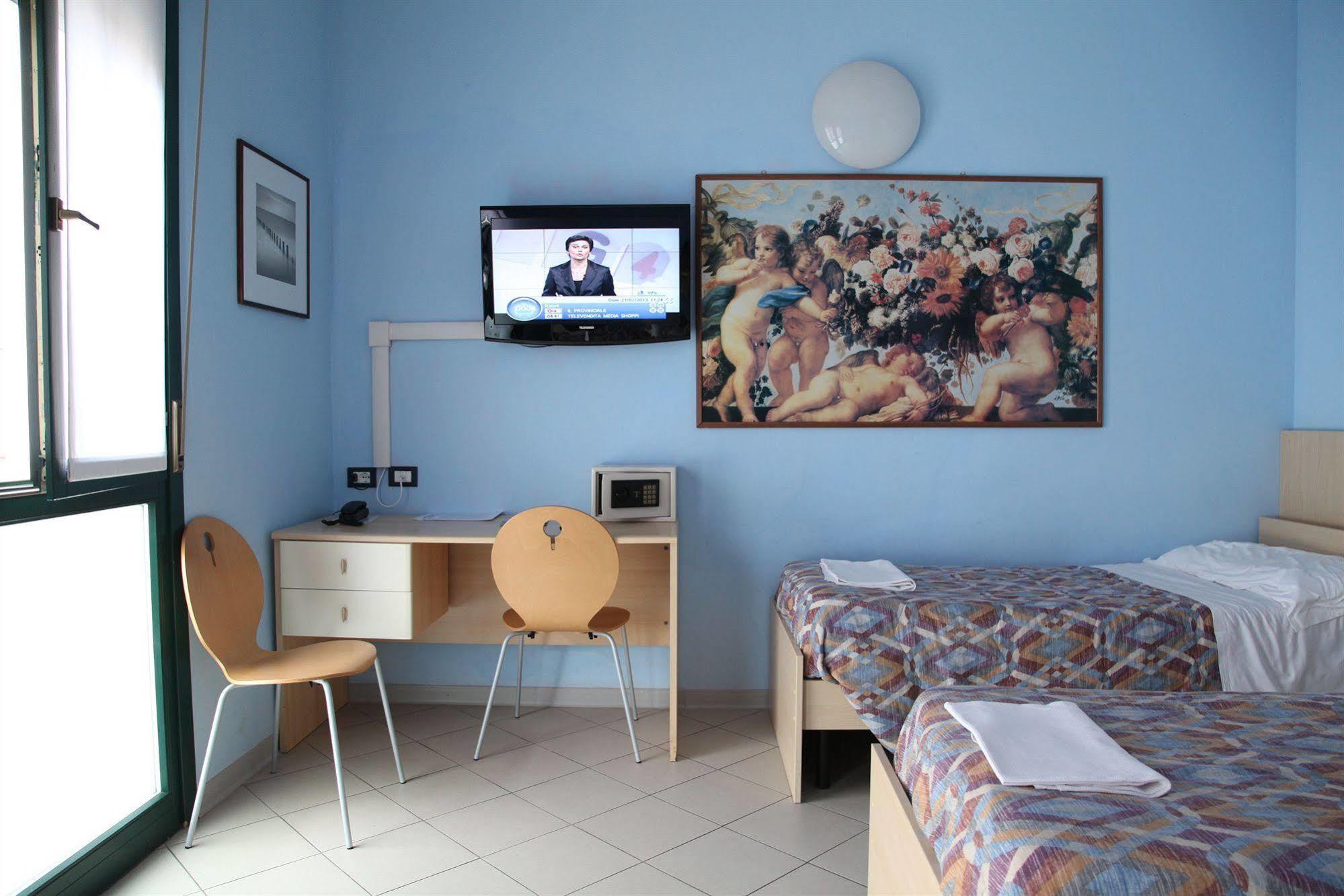 Central Hostel Bg Bergamo Kültér fotó